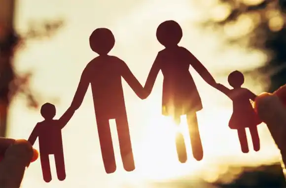 Lanzan una campaña de concientización para la adopción de chicos mayores de 10 años