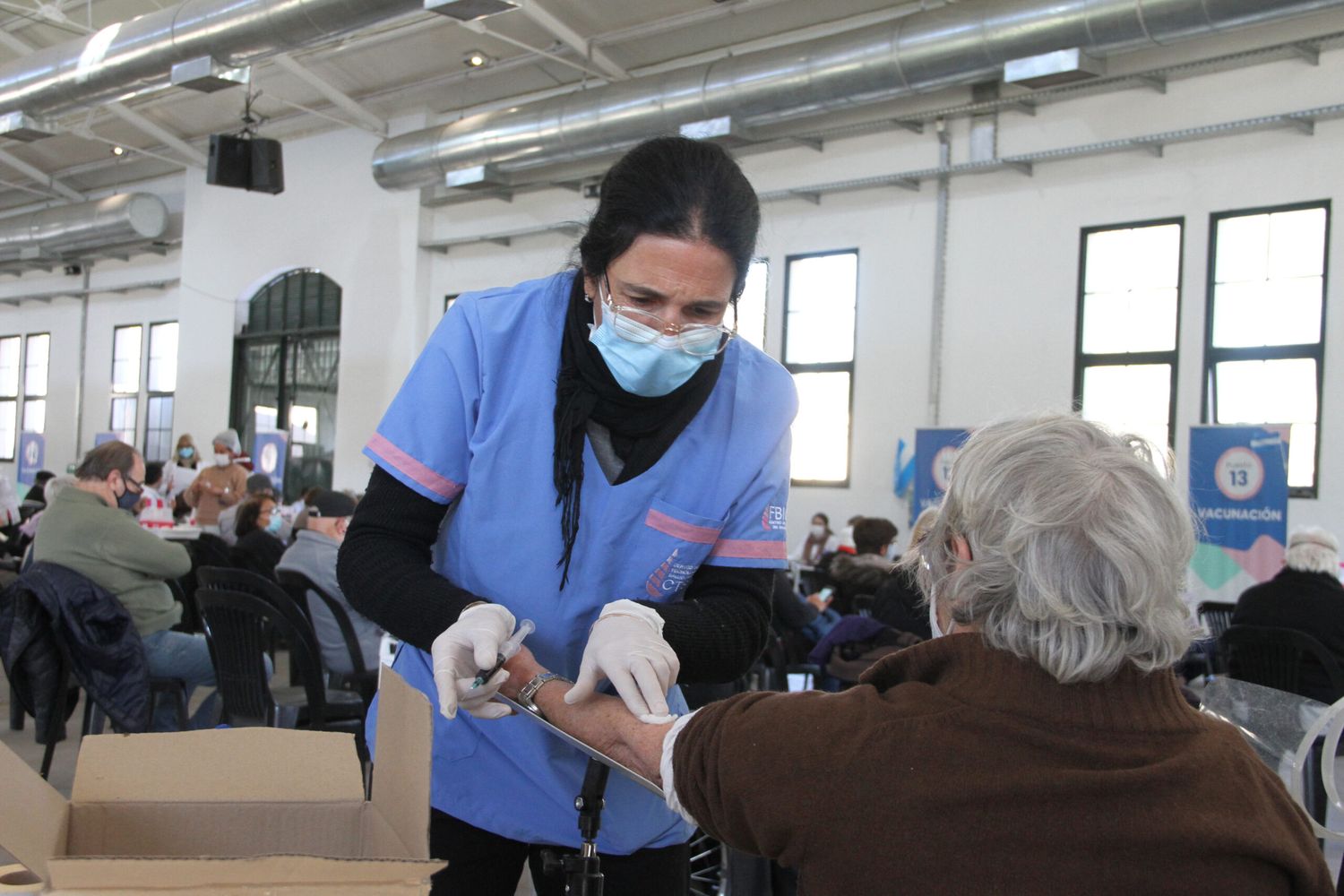 Se inició una prueba de anticuerpos en personas que completaron su esquema de vacunación covid