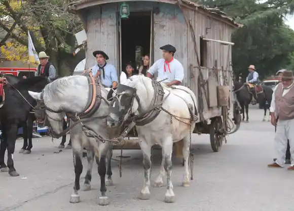 Agenda bonaerense: Se viene un fin de semana con aroma a tradición, deportes y gastronomía criolla