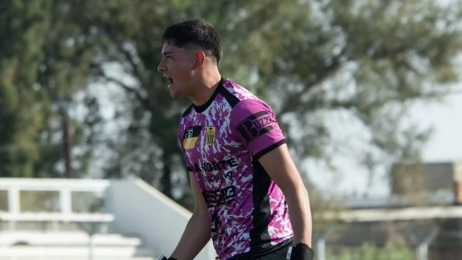 Santamarina vuelve a casa y busca cambiar su imagen