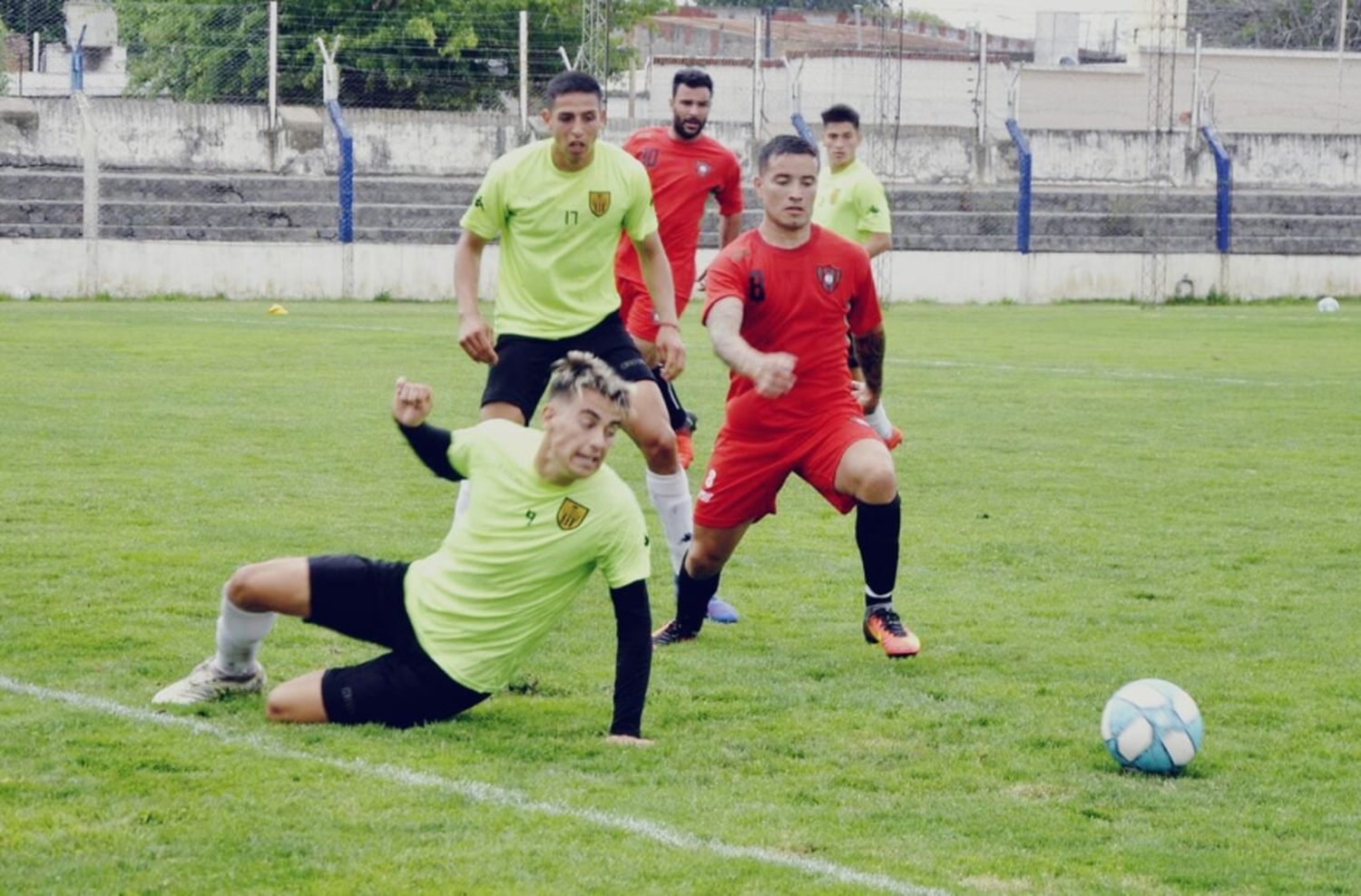 Círculo sumó minutos ante Santamarina