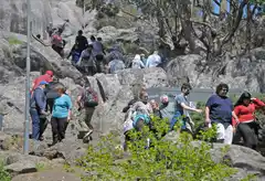 La ciudad vibra al ritmo de un aluvión de visitantes en un fin de semana largo con ocupación récord