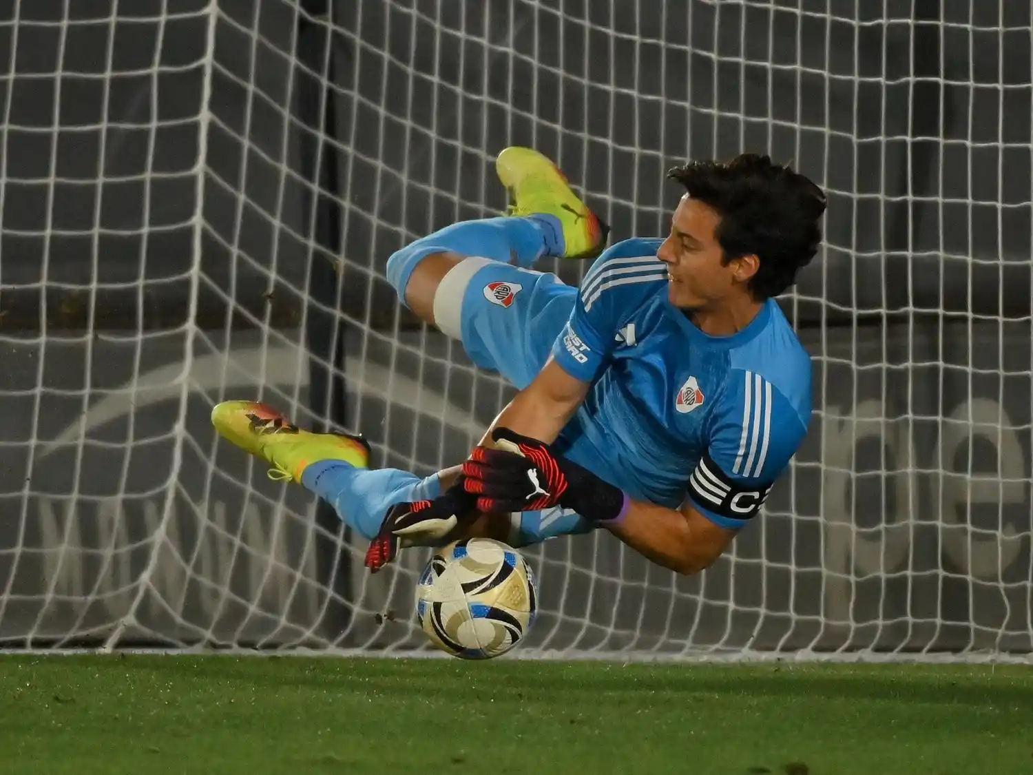 Beltrán seguiría en el arco millonario.