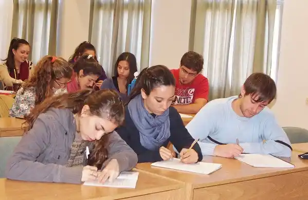 Dos entrerrianos harán intercambio cultural en EEUU y Brasil