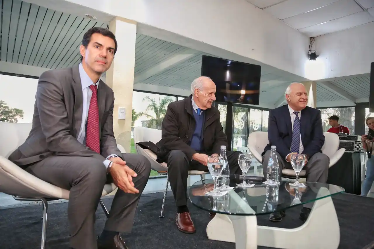 Lavagna y Urtubey compartieron acto con Lifschitz: "Somos una tercera posición que mira al futuro"