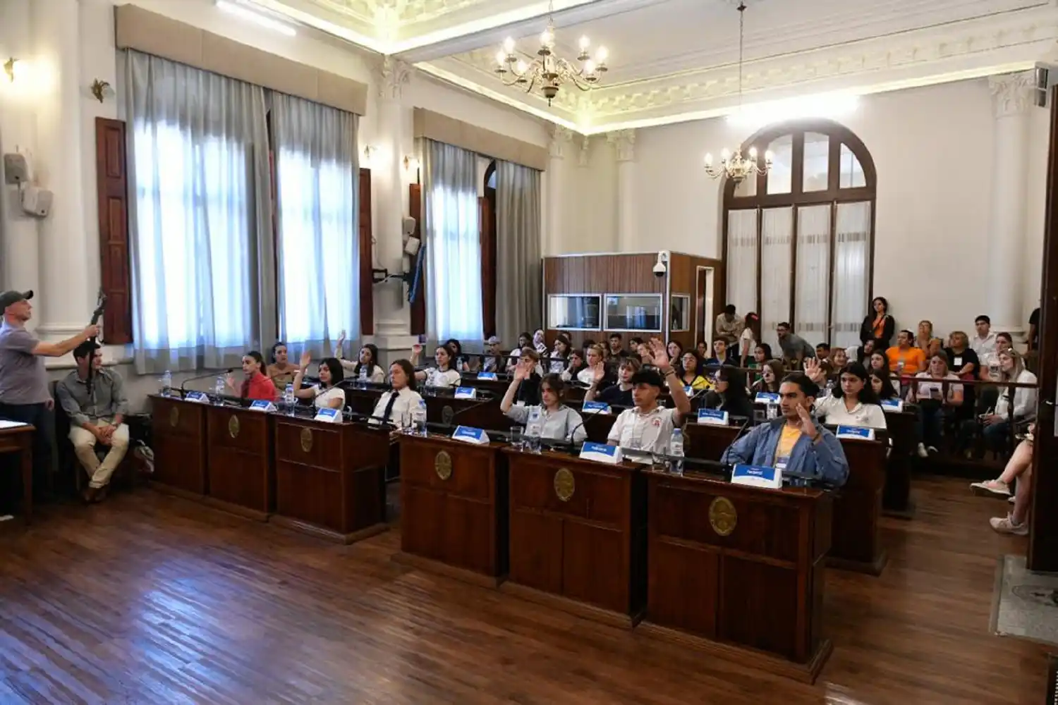 Sesionó el Senado Juvenil: se aprobaron 14 proyectos