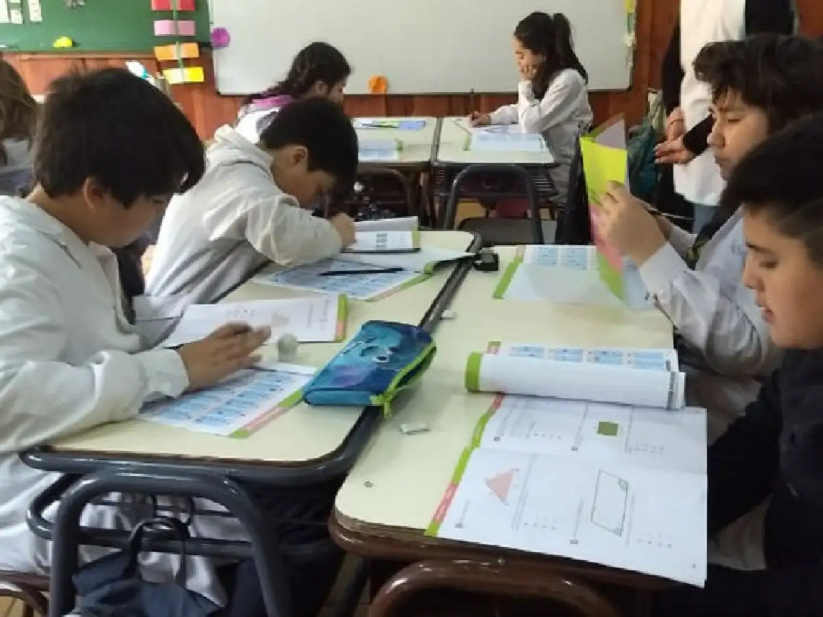 Manifiestan preocupación por la exigencia del pago de cuotas en escuelas públicas