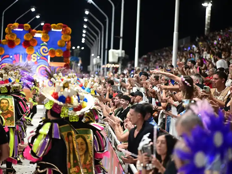 Cesó el alerta, pero sigue la inestabilidad: cómo estará el clima cuando Papelitos abra la novena noche del Carnaval