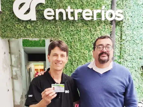 Se entregó la primera credencial oficial a un guía de pesca