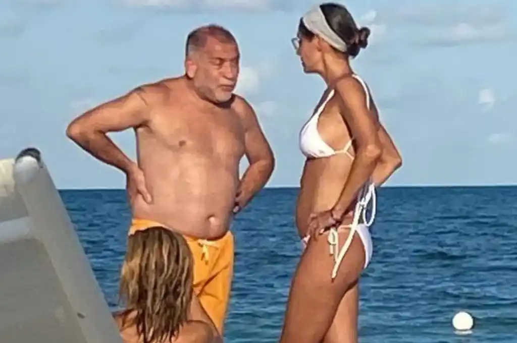 Las lujosas vacaciones de Luis Juez en una paradisíaca playa desataron la polémica en las redes sociales
