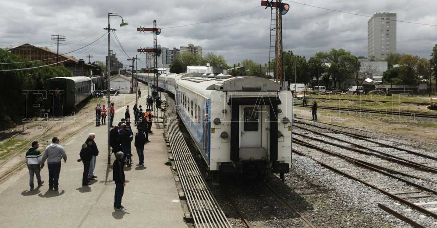 El Gobierno aún no fija fecha para la vuelta del tren a la ciudad