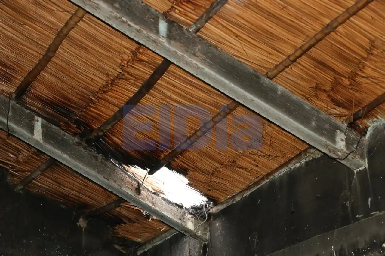 Así quedó la vivienda que fue consumida por el fuego esta madrugada