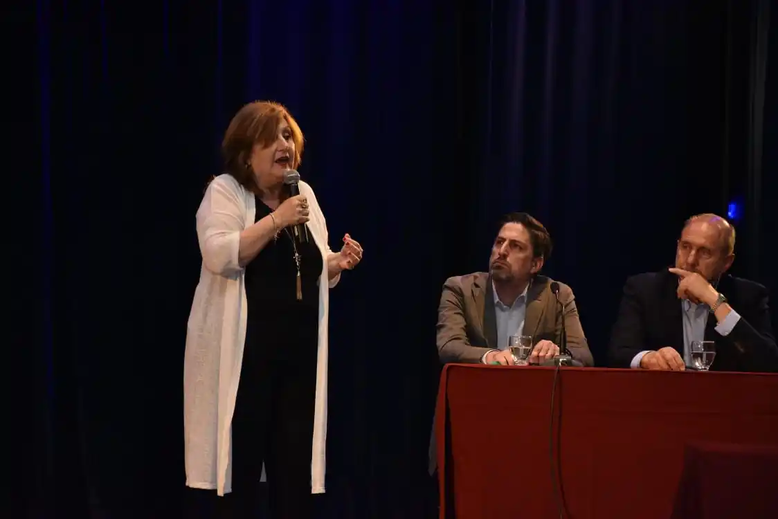 “Todos los chicos en la escuela”: un acuerdo entre Provincia y Nación