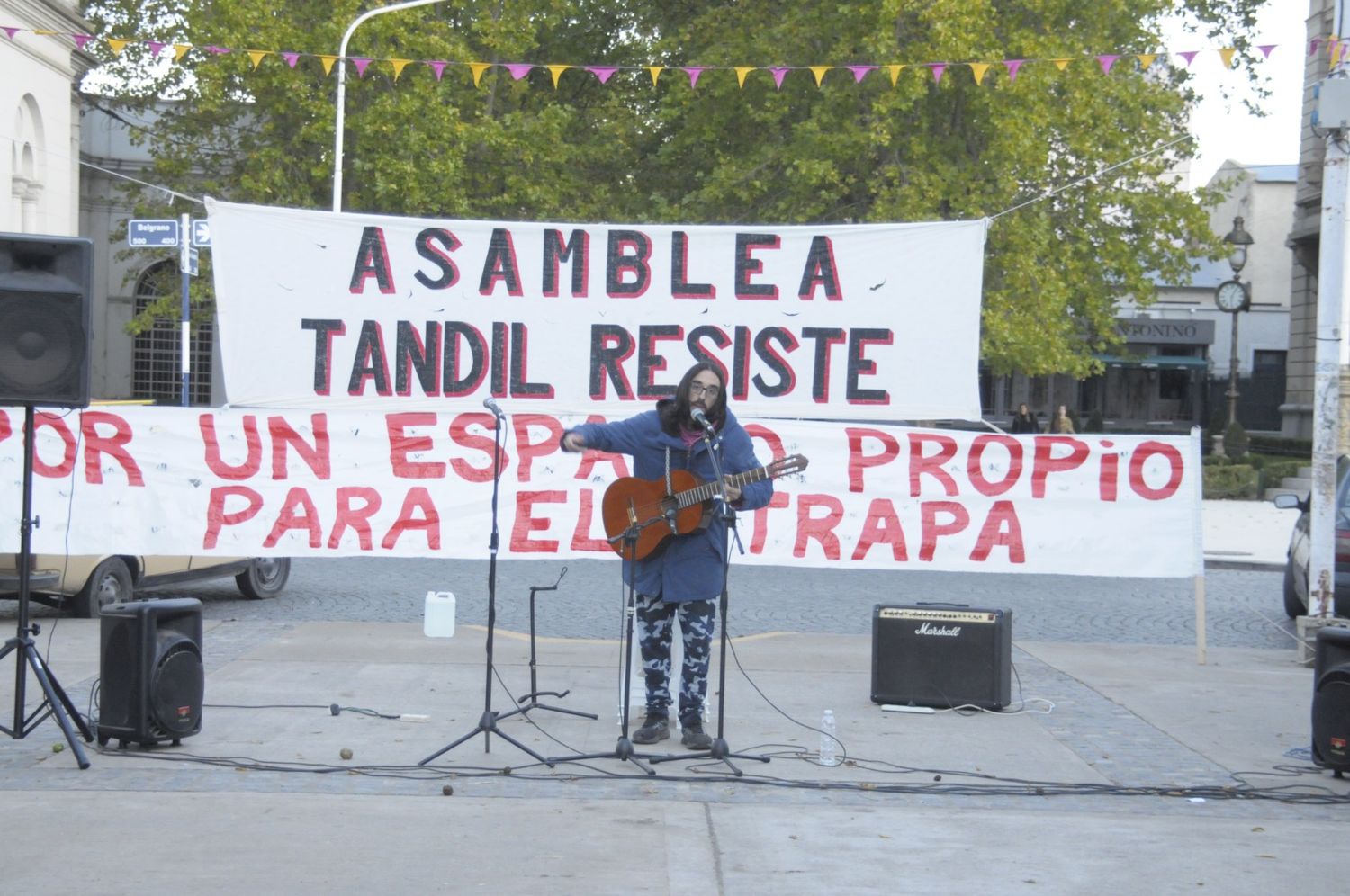 Hubo música, payasos y murga.