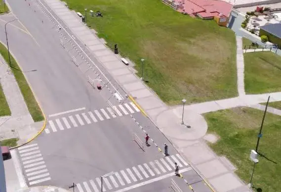 Construyen una bicisenda en la costanera de Miramar