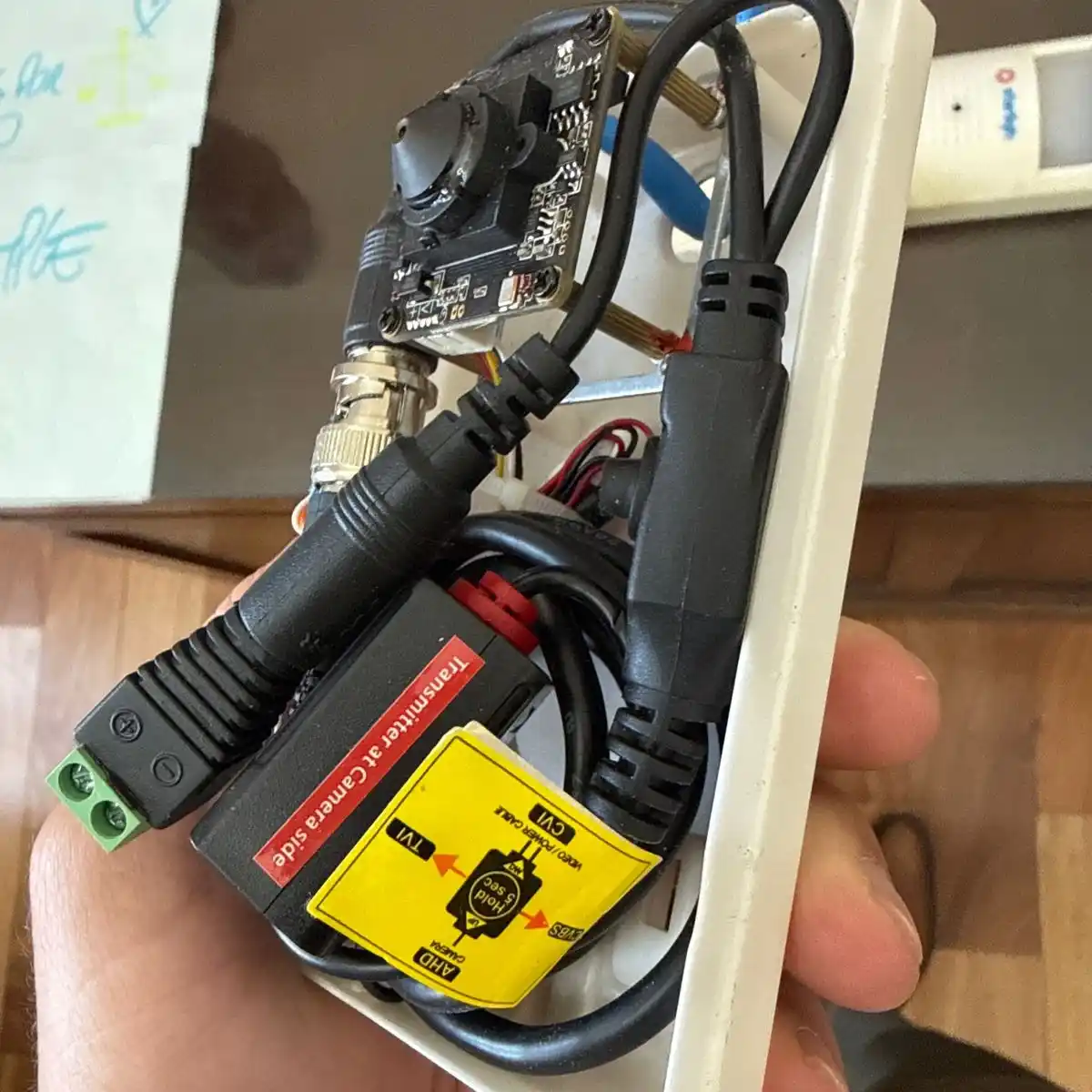 “Ese tiempo se terminó”: Frigerio denunció espionaje en dependencias oficiales