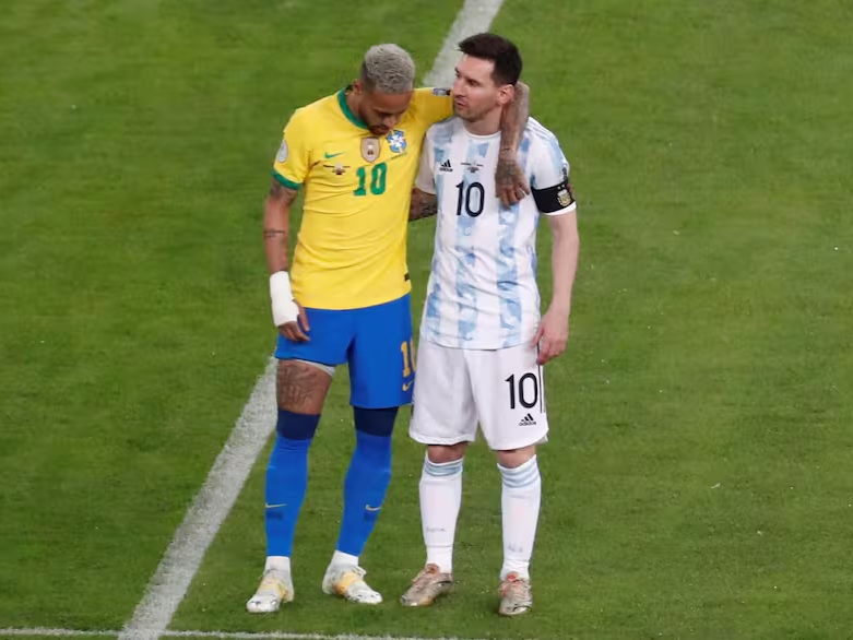 Neymar y Messi son amigos hace años y el brasileño le hizo un sentido regalo.