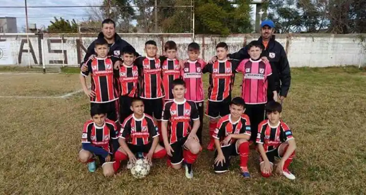 Los combinados de la Liga Infantil debutaron en el Provincial 2007