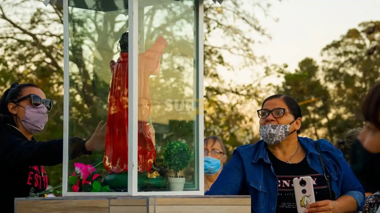 Firmat: se inauguró y bendijo la ermita con la imagen de San Expedito