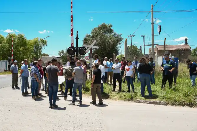 Recorrida por la traza de la Cloaca Máxima: funcionarios y empresas interesados en licitación provincial