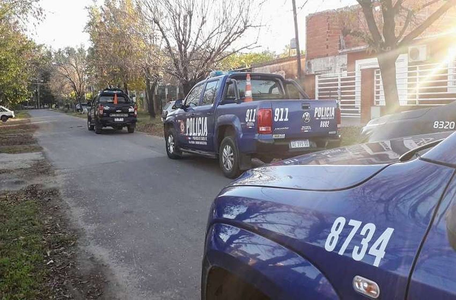 Desactivaron cuatro fiestas clandestinas: detuvieron a más de 100 personas en total y secuestraron armas