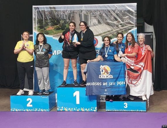Destacada actuación tandilense en el Argentino Senior de Tenis de Mesa