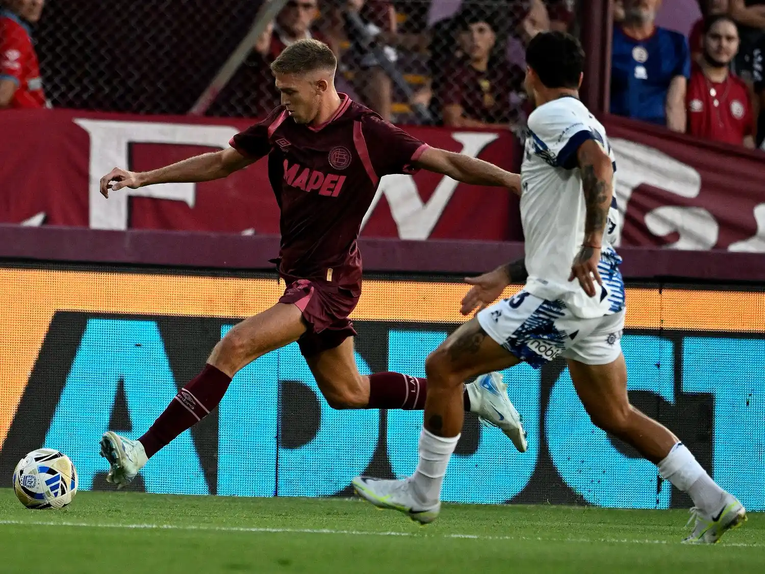 Lanús consiguió el 1-1 sobre el final.