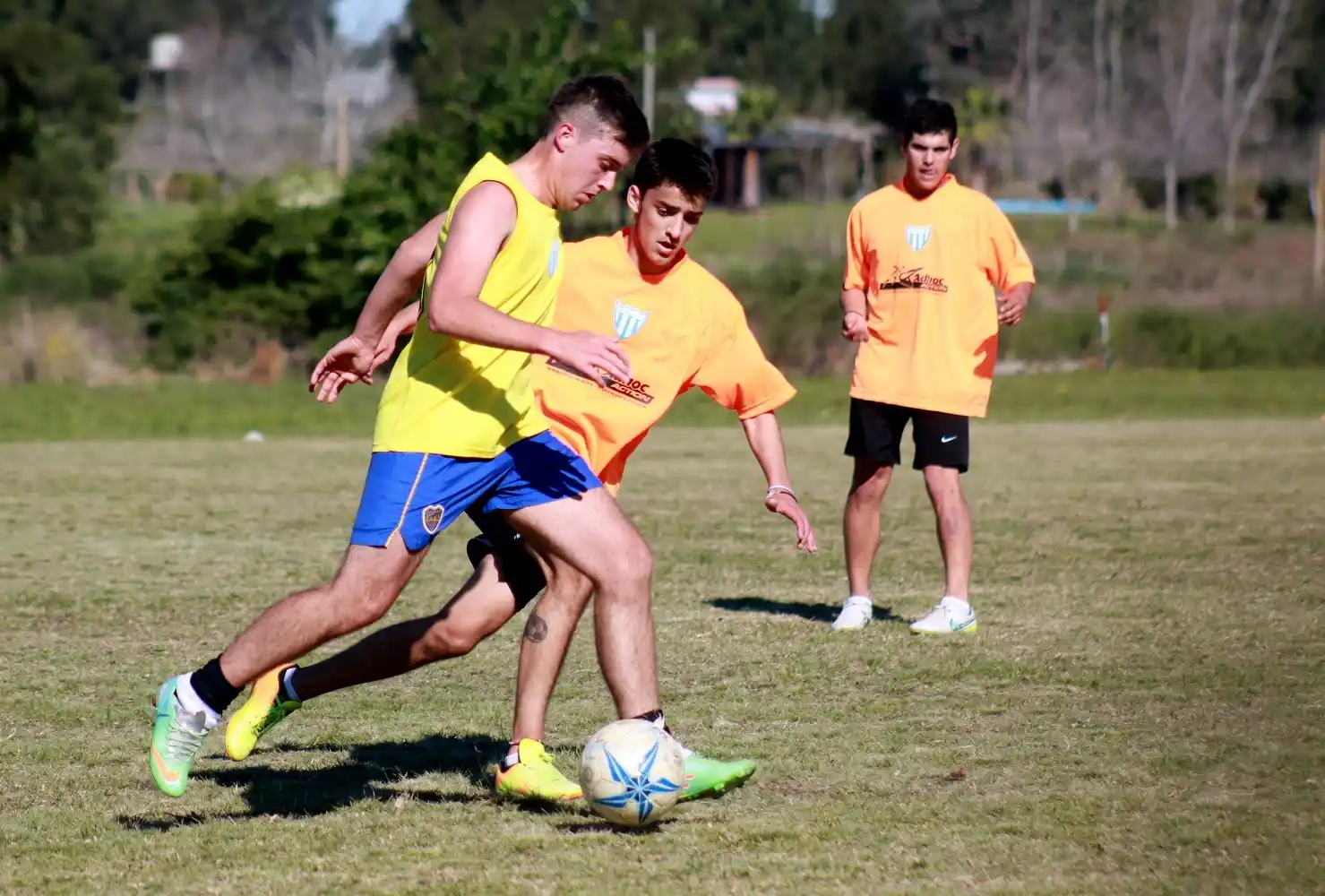 Juventud continúa con la prueba de jugadores en categoría 2002