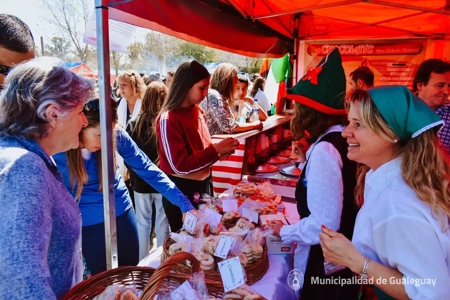 8º edición de la “Fiesta Provincial de las Colectividades”