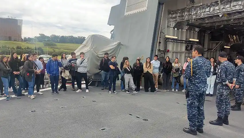 Los jóvenes y el mar. Se denomina la iniciativa