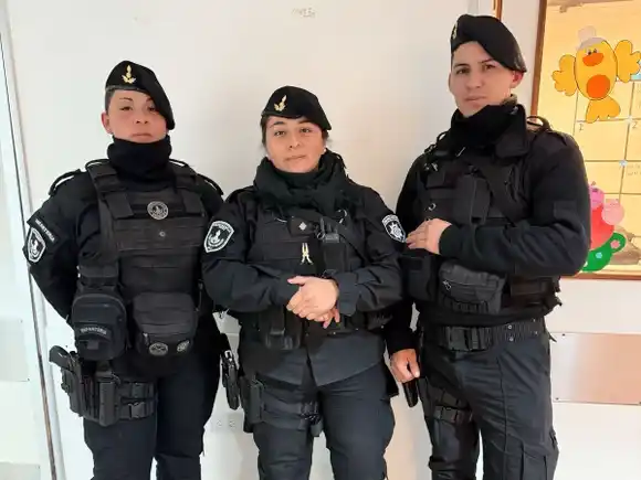Heroica labor policial para salvar la vida de un menor