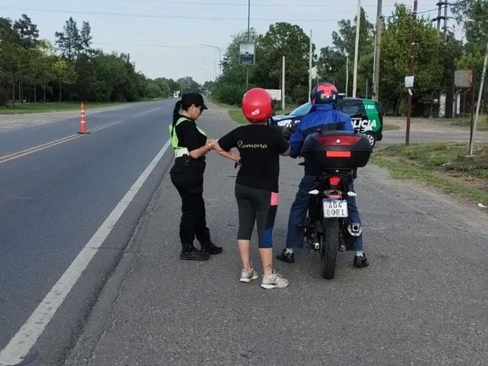 Operativo Verano en Santa Fe: la Provincia controló más de 70.000 vehículos en un mes y labró 12.702 actas para reducir la siniestralidad vial. - 1