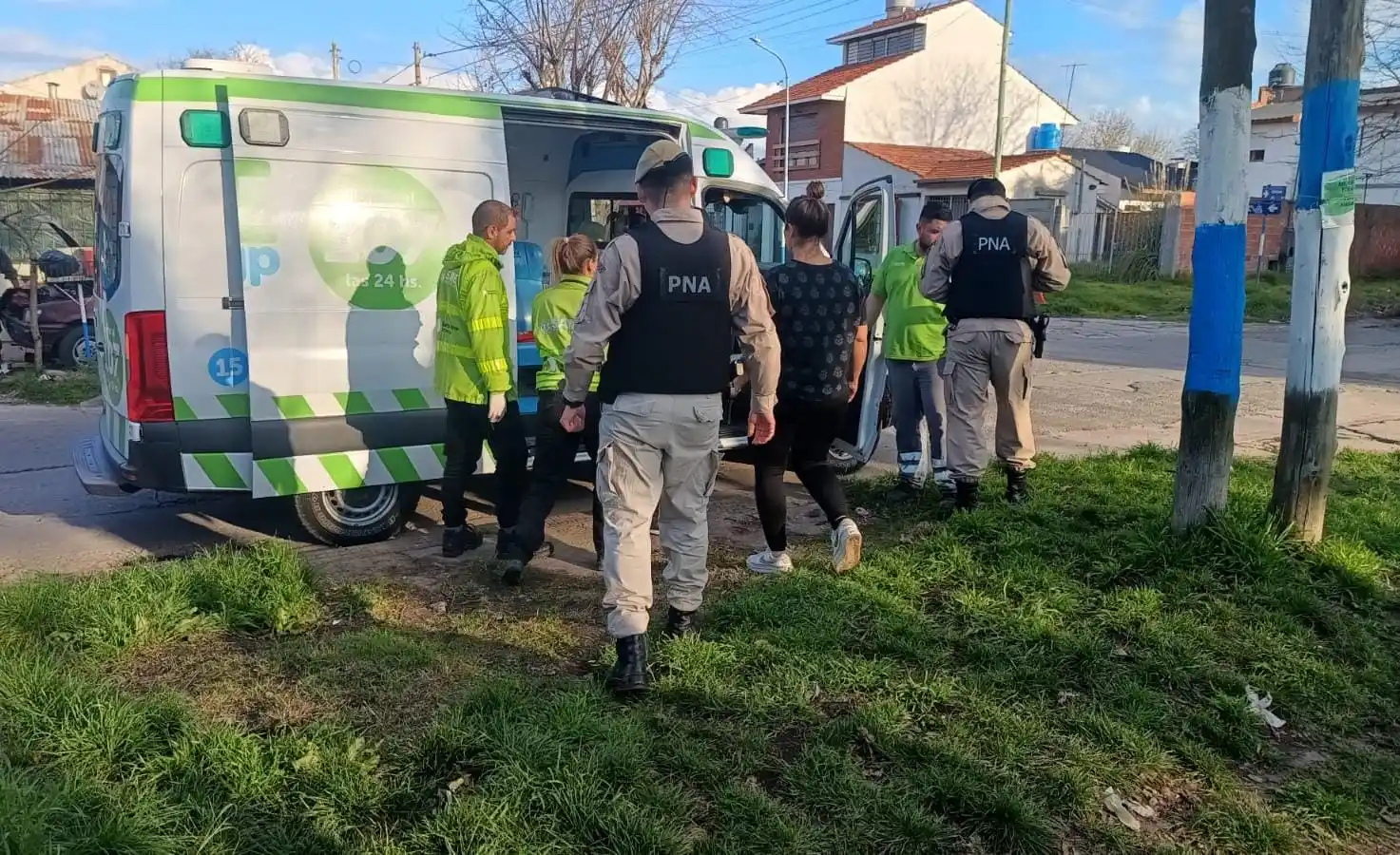 Finalmente el chico fue trasladado al HIGA por una ambulancia del SAME.