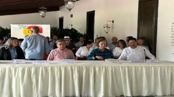 ¿SE CUMPLIRÁ? PARA MAYO QUEDÓ la firma de un nuevo acuerdo entre el ELN y el gobierno de Petro (+Detalles)