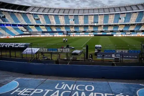 Fuerte operativo de seguridad para Racing- Atletico Nacional