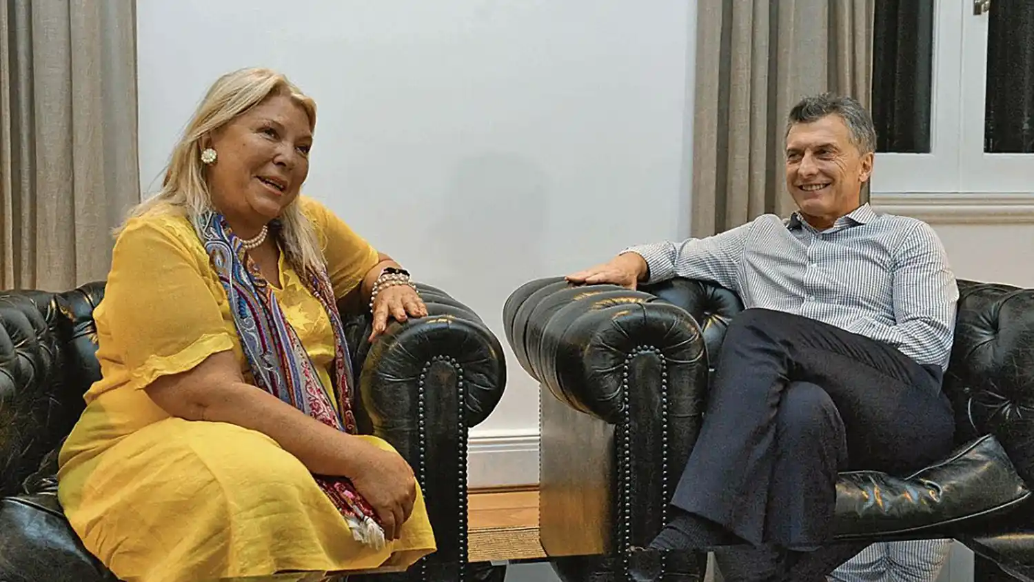 Carrió recalentó la interna: "Macri no quiere estar en Juntos por el Cambio, quiere estar con Javier Milei"