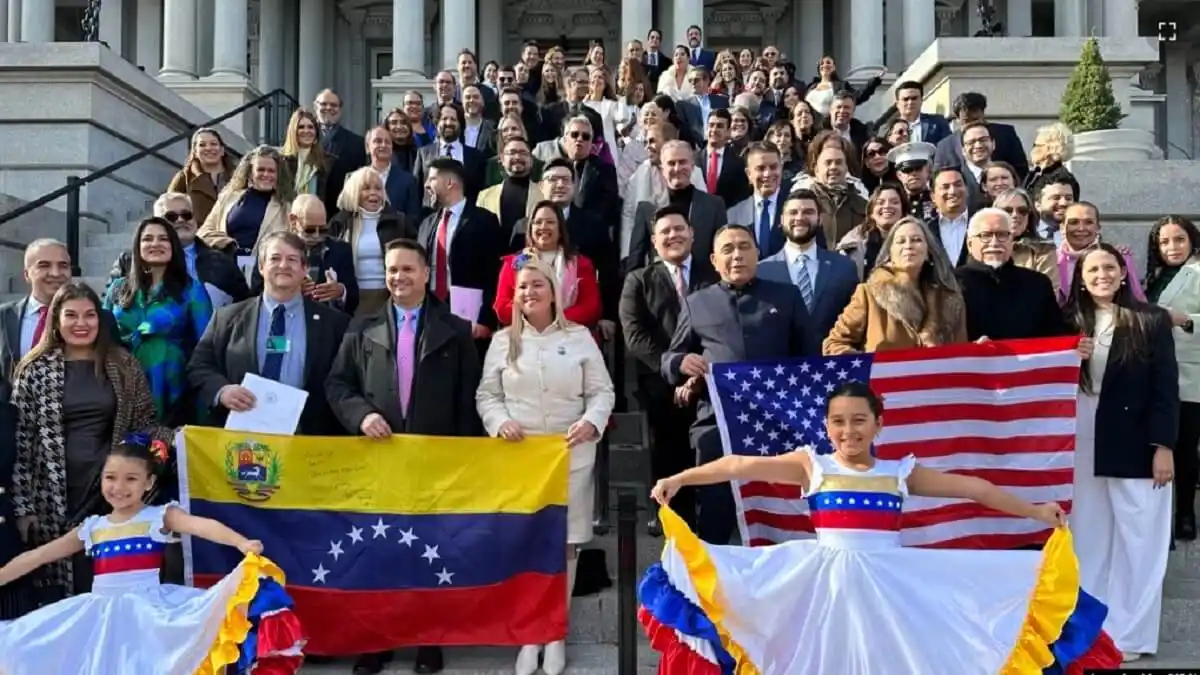 LA PARADOJA del siglo: migrantes venezolanos son los más preparados y están entre los peor pagados en EE.UU.