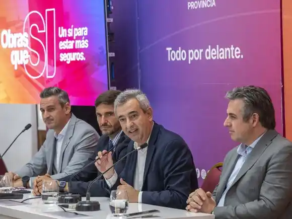 Javkin y Pullaro presentaron las ofertas de inversión para la construcción de la Estación Policial Rosario Centro