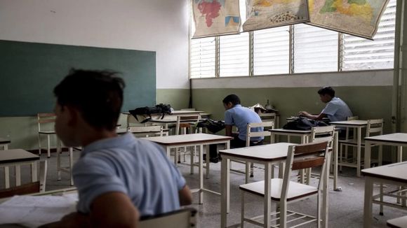¿SIN MAESTROS NI ALUMNOS? Esto dice la ministra de Educación de Maduro sobre el regreso a clases