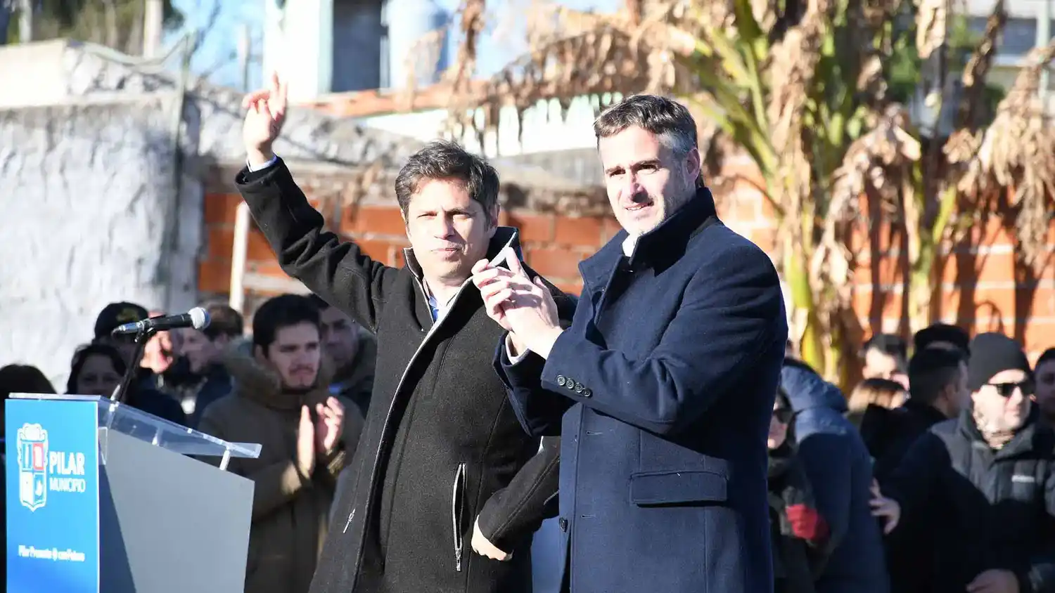 Tras las críticas de Máximo Kirchner, Axel Kicillof cumple agenda en Pilar y La Plata a días de las elecciones