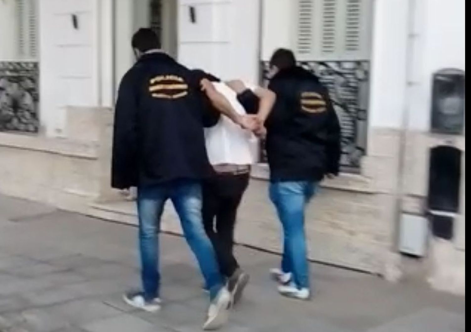 Bahía Blanca: Detuvieron una mujer y a sus hijos por secuestrar y abusar de dos jóvenes