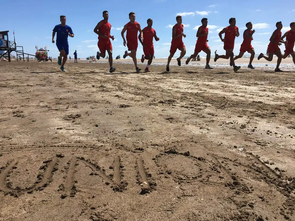 Unión arranca la última semana en Mar del Plata