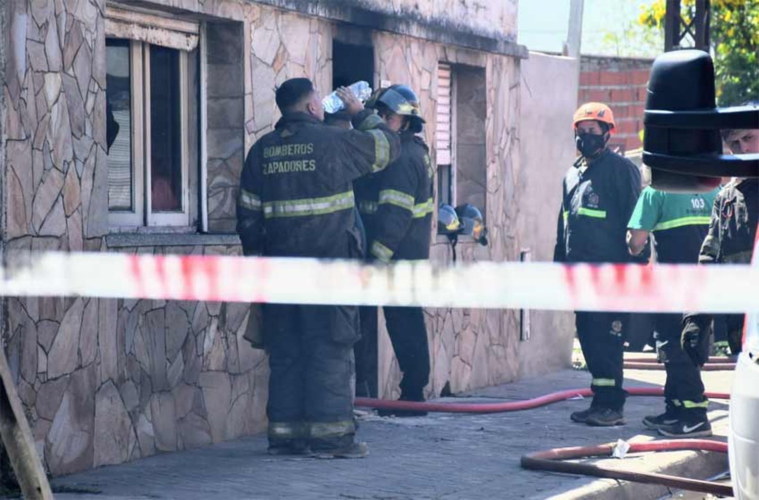 Un hombre de 86 años falleció tras incendiarse su casa en barrio Industrial