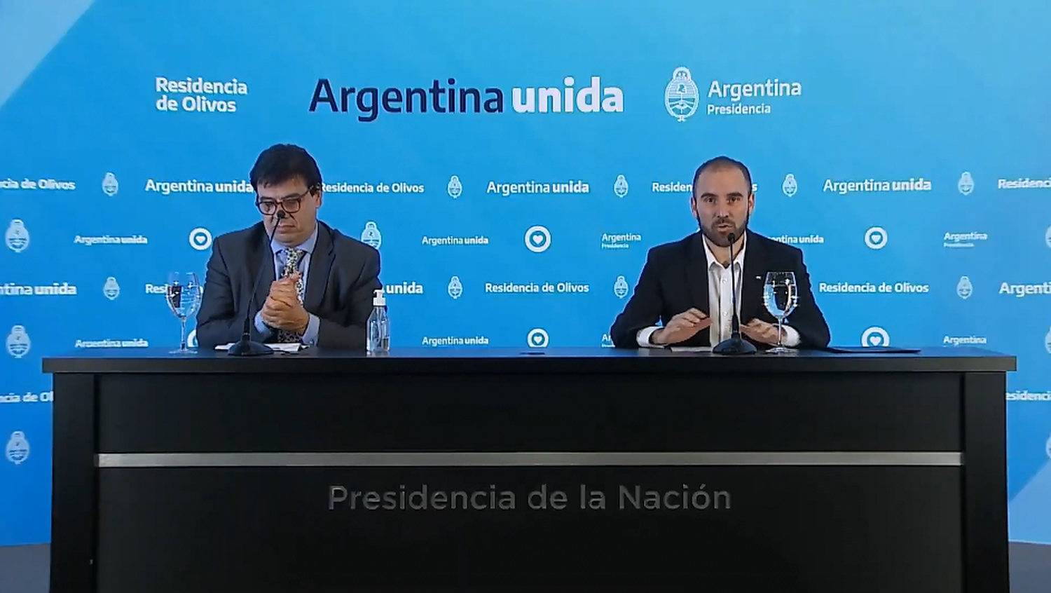 El Gobierno anunció un "ingreso familiar de emergencia" de 10 mil pesos