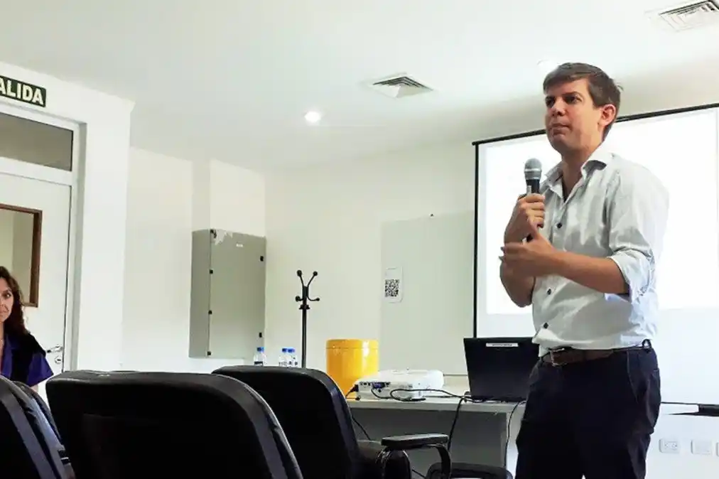 Bourlot: "Las medidas restrictivas son la única salida cuando el sistema colapsa"