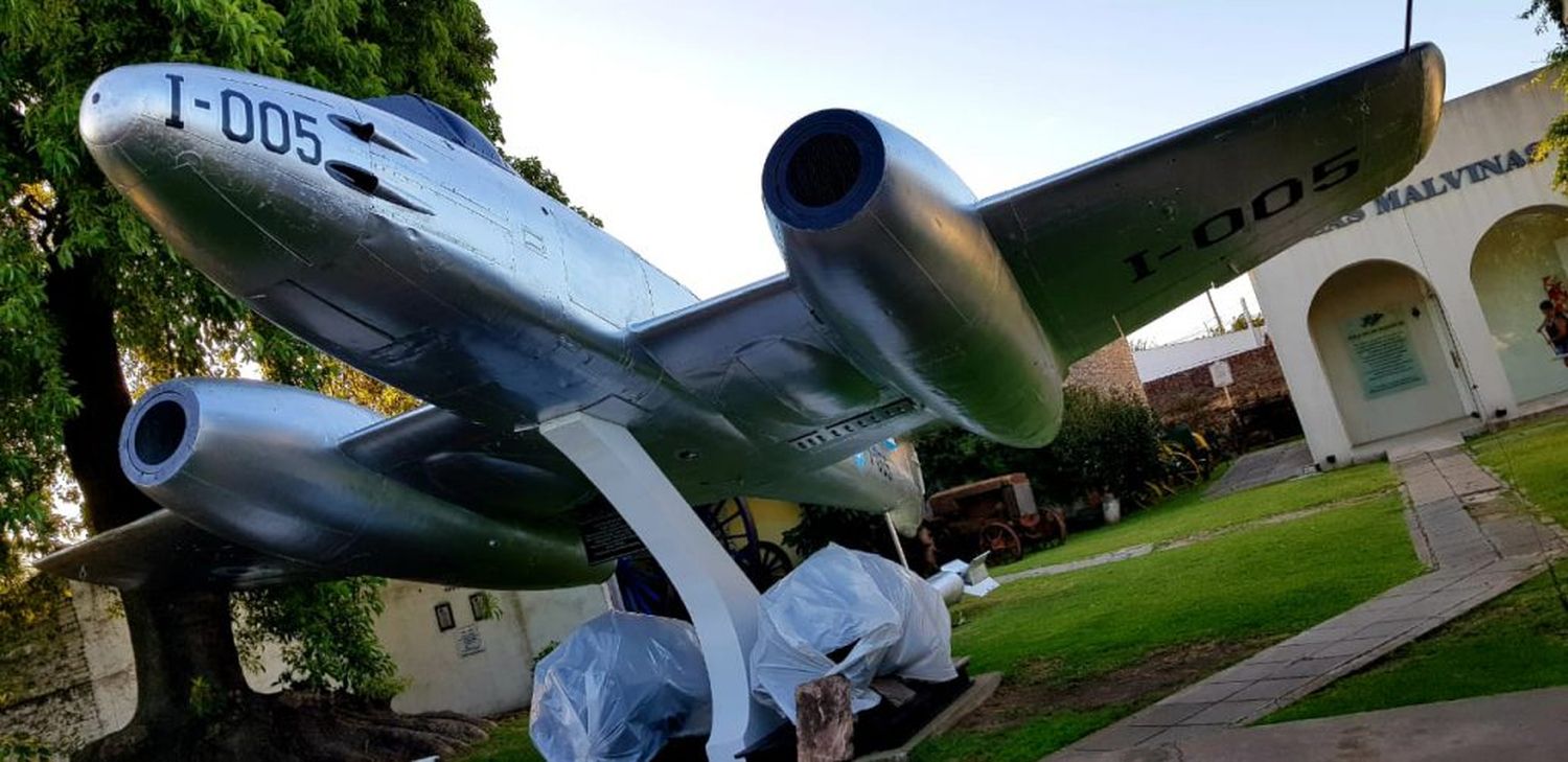 Hace 72 años se oían por primera vez los Gloster Meteor en Tandil