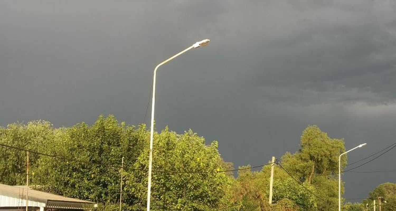 Alerta meteorológica con posible caída de granizo para la madrugada de este domingo