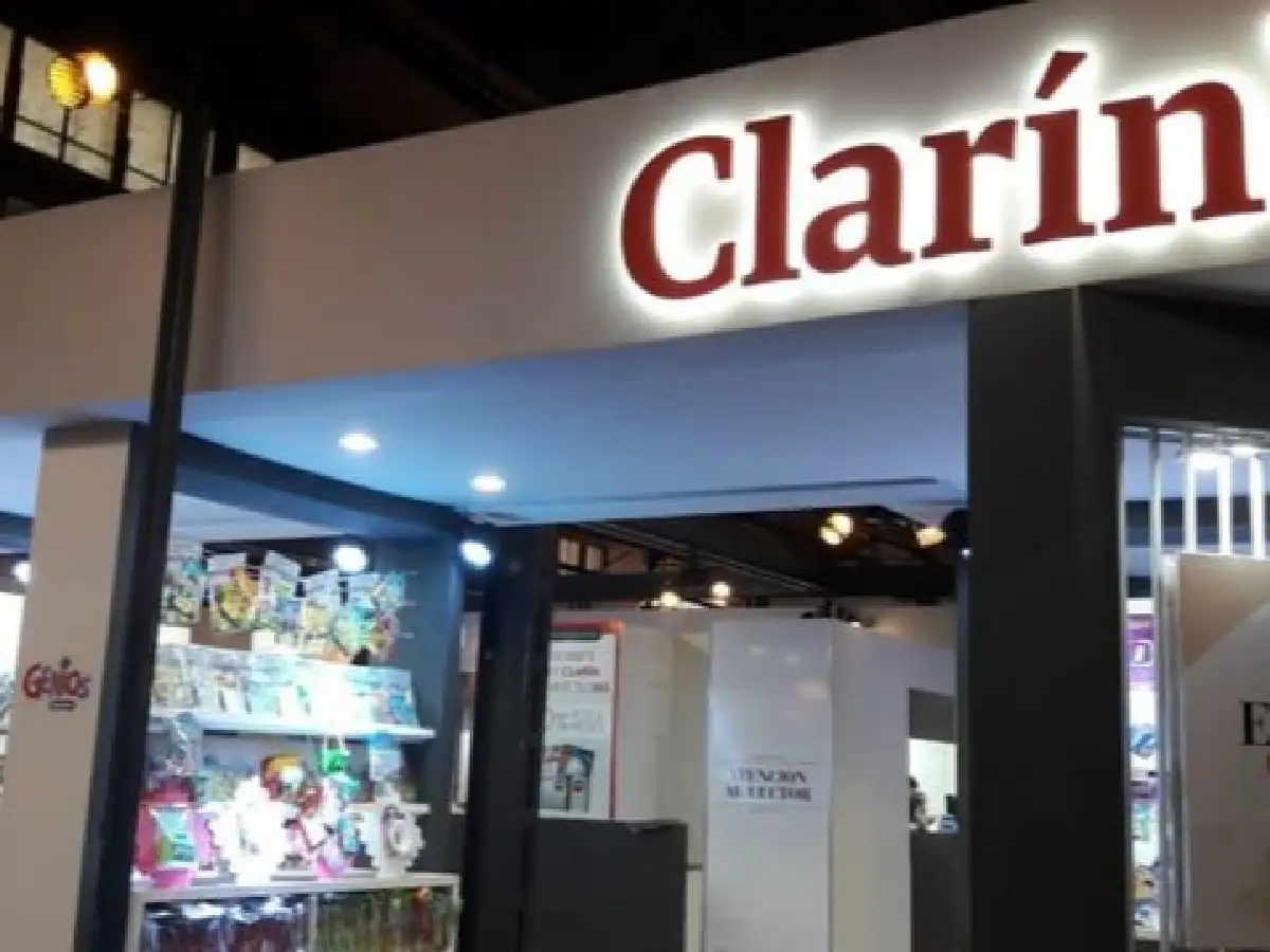 Casi 60 despidos en Clarín, cerró radio El Mundo y se intensifica la crisis en NA, Radio Nacional y Rock&Pop