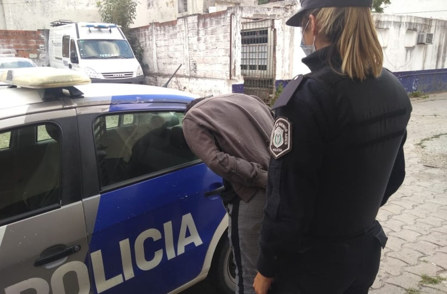Detuvieron a un hombre que quiso robar una vivienda
