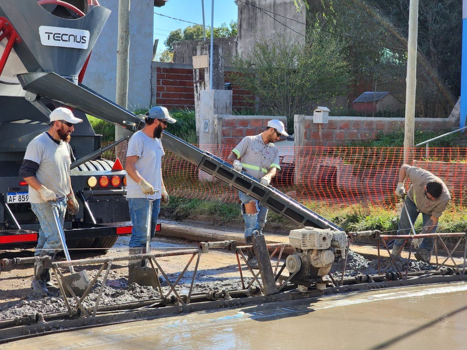 Avanzan las obras de pavimentación en la ciudad.